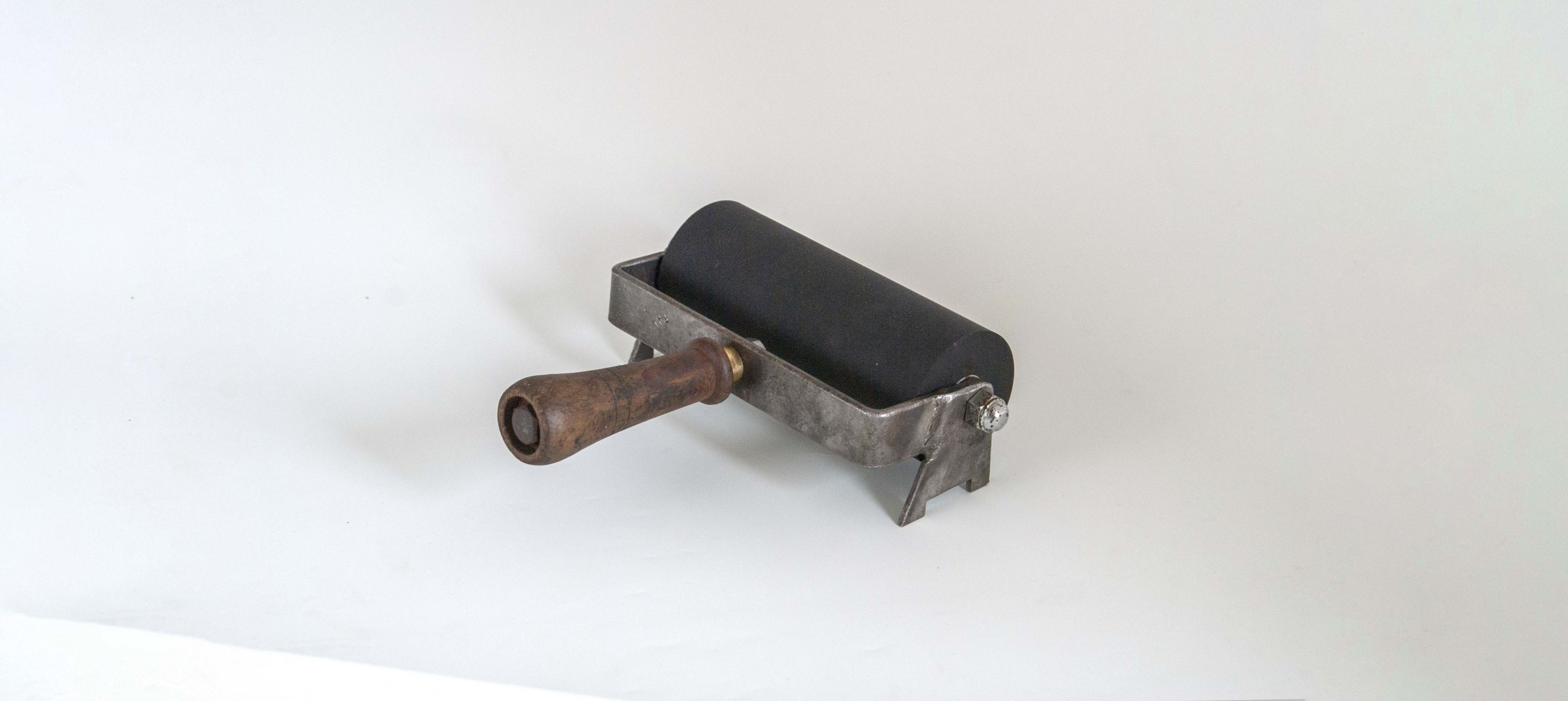 printmaking-services-hand-roller-slice